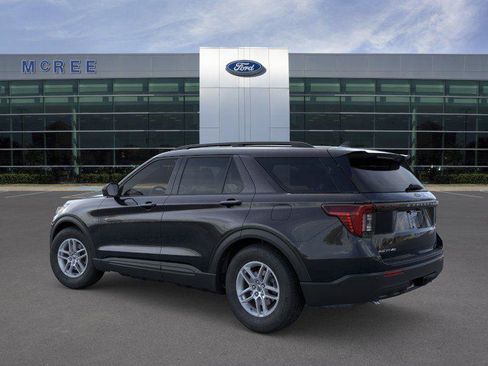 New 2026 Ford Explorer Active RWD image 4