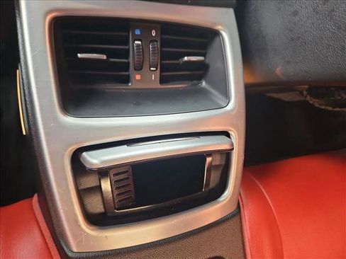 Used 2011 BMW 328i Convertible image 15