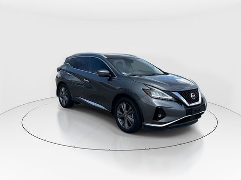 Used 2019 Nissan Murano Platinum FWD image 2