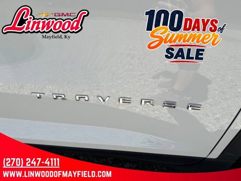 Used 2026 Chevrolet Traverse LT FWD image 7