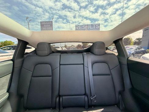 Used 2023 Tesla Model Y AWD image 19