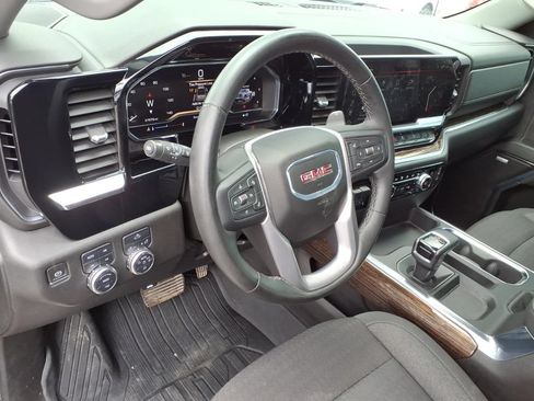 Used 2024 GMC Sierra 1500 Elevation w/ Preferred Package AWD/4WD image 21
