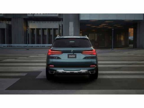 Used 2026 BMW X5 sDrive40i w/ Climate Comfort Package RWD image 5