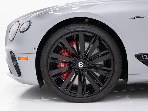 Used 2024 Bentley Continental GT Speed image 40