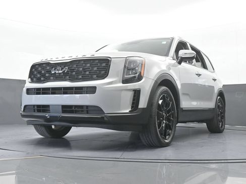 Used 2022 Kia Telluride EX w/ EX Premium Package AWD/4WD image 58