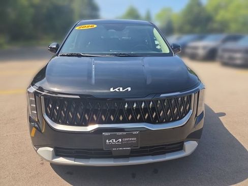 Certified 2026 Kia Carnival FWD image 10