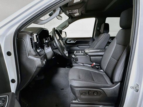 Certified 2026 Chevrolet Silverado 1500 RST AWD/4WD image 19