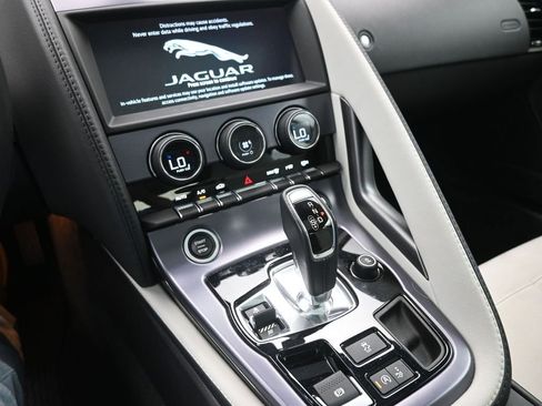 Used 2019 Jaguar F-TYPE Coupe image 9