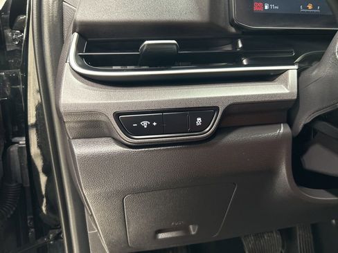 Used 2025 Kia Carnival SX image 13