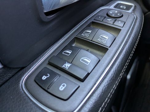 Used 2022 RAM 2500 Laramie image 18