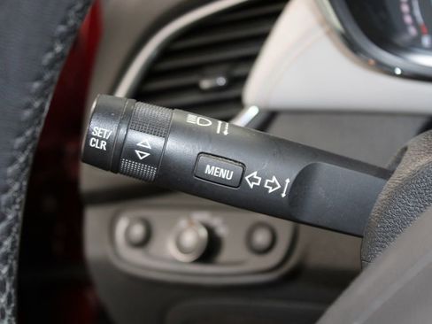 Used 2020 Chevrolet Trax Premier image 36