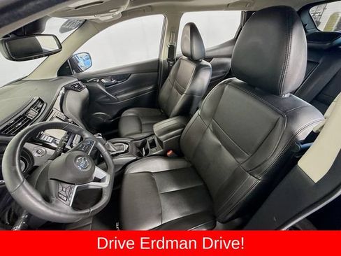 Used 2022 Nissan Rogue Sport SL w/ Premium Package AWD/4WD image 5