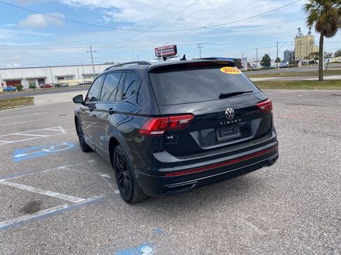 Used 2022 Volkswagen Tiguan SE R-Line image 5