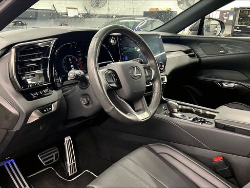 Used 2024 Lexus RX 350 F Sport w/ Convenience Package image 17