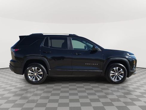 Used 2025 Chevrolet Equinox LT w/ Convenience Package II FWD image 8