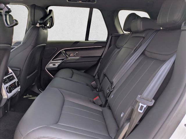 New 2026 Land Rover Range Rover SE AWD/4WD image 16
