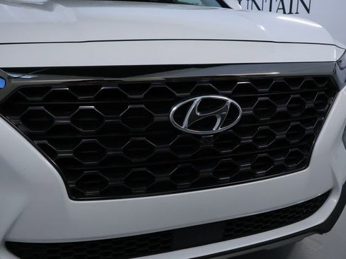 Used 2020 Hyundai Santa Fe Limited AWD/4WD image 9