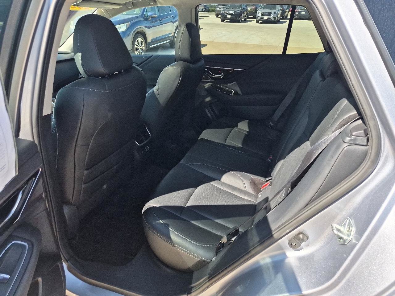 Used 2024 Subaru Outback Touring XT AWD/4WD image 13