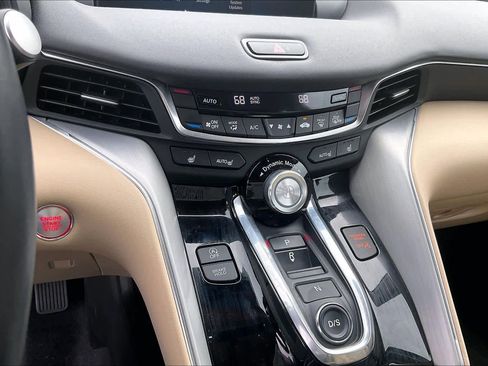 Used 2023 Acura TLX w/ Technology Package image 32