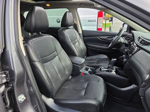 Used 2020 Nissan Rogue SL w/ Premium Package FWD image 10