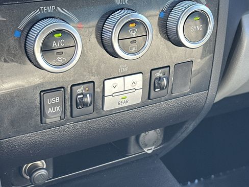 Used 2016 Toyota Sequoia Limited image 34