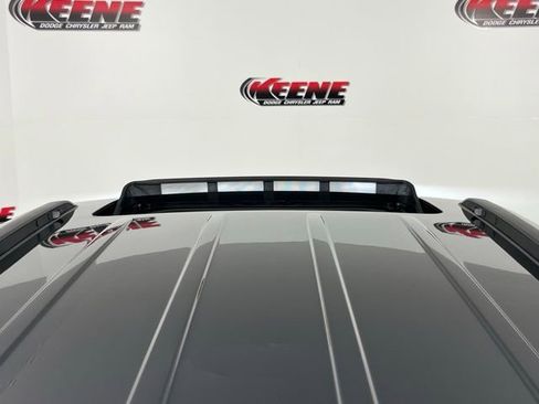 New 2025 Jeep Grand Cherokee L Laredo w/ Luxury Tech Group I image 8