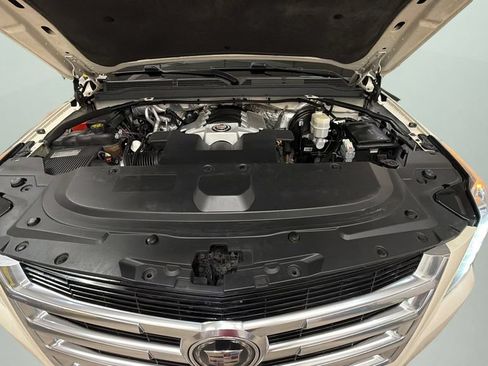 Used 2015 Cadillac Escalade Premium AWD/4WD image 20
