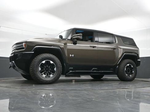 Used 2024 GMC Hummer EV 3X w/ Extreme Off-Road Package AWD/4WD image 48