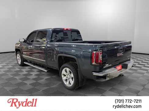 Used 2017 GMC Sierra 1500 SLT image 2