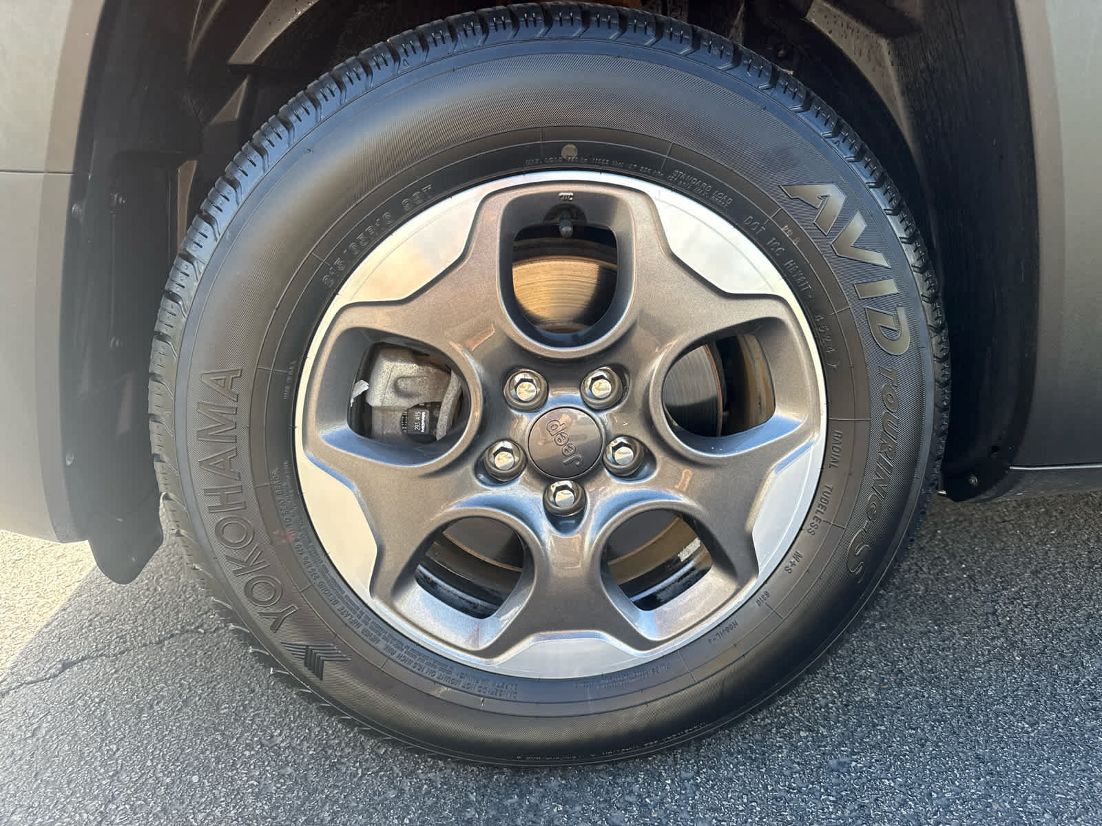 Used 2016 Jeep Renegade Sport w/ Power & Air Group FWD image 9