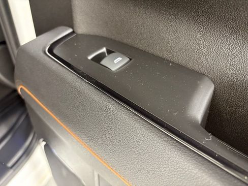 Used 2025 GMC Sierra 1500 AT4 AWD/4WD image 16