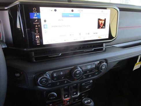 New 2026 Jeep Wrangler Rubicon w/ Safety Group image 30