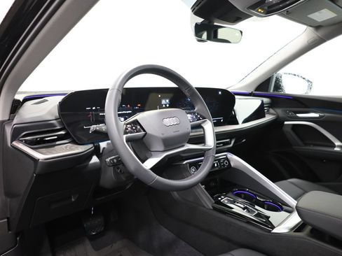 Used 2025 Audi Q5 Premium w/ Convenience Package AWD/4WD image 15