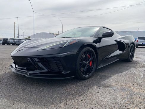 Used 2021 Chevrolet Corvette Stingray Premium Conv w/ Z51 Performance Package RWD image 2