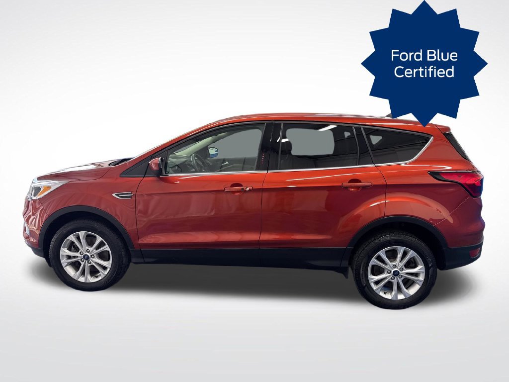 Used 2019 Ford Escape SE AWD/4WD image 2