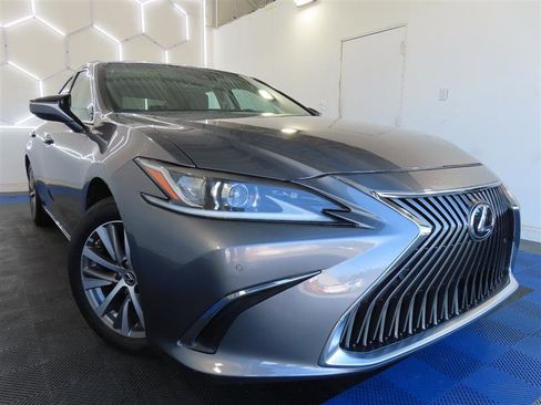 Used 2020 Lexus ES 350 w/ Premium Package image 2