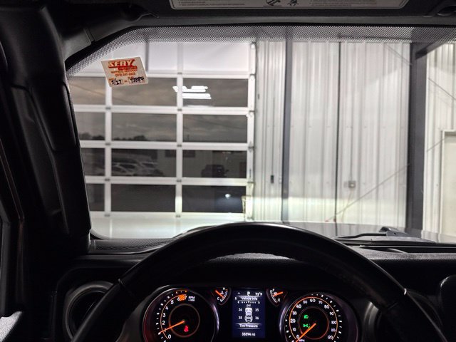 Used 2022 Jeep Wrangler Sport AWD/4WD image 9
