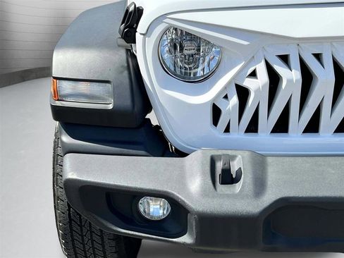 Used 2020 Jeep Wrangler Unlimited Sport S AWD/4WD image 5