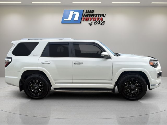 Used 2023 Toyota 4Runner Limited AWD/4WD image 4