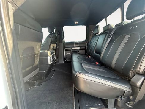 Used 2019 Ford F250 Platinum w/ Platinum Ultimate Package image 12