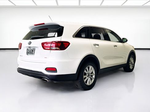 Used 2020 Kia Sorento L FWD image 4