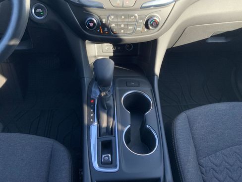 Used 2024 Chevrolet Equinox LT image 51