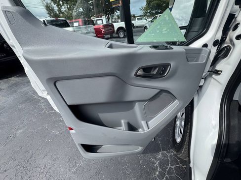 Used 2016 Ford Transit 350 XLT RWD image 16