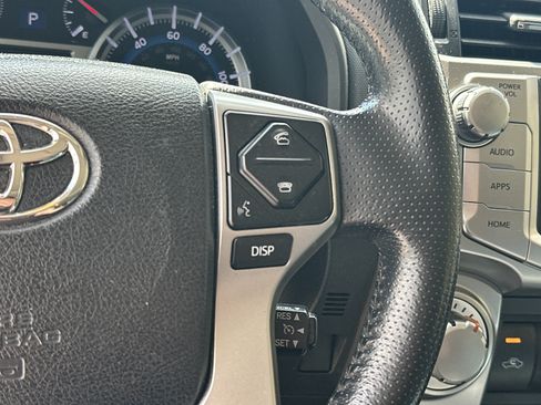 Used 2014 Toyota 4Runner SR5 Premium w/ Convenience Package AWD/4WD image 18
