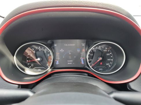 Used 2019 Jeep Compass Trailhawk image 40