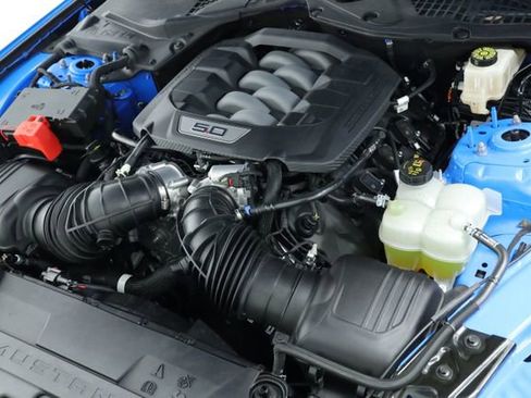 Used 2024 Ford Mustang GT Premium image 9