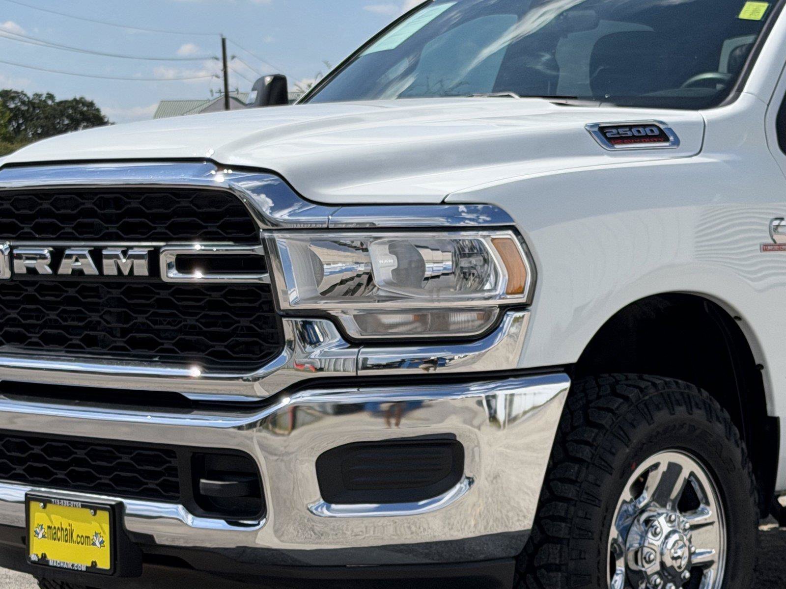 Used 2024 RAM 2500 Tradesman w/ Chrome Appearance Group AWD/4WD image 8