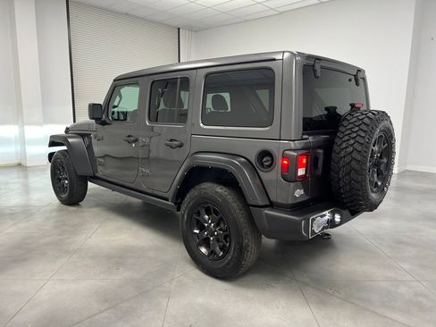 Used 2022 Jeep Wrangler Unlimited Sport image 6