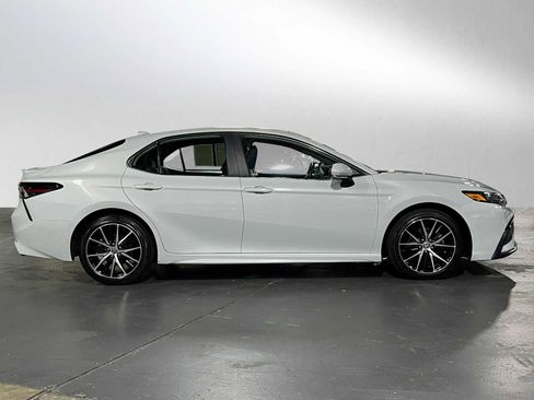 Used 2023 Toyota Camry SE w/ Cold Weather Package image 2