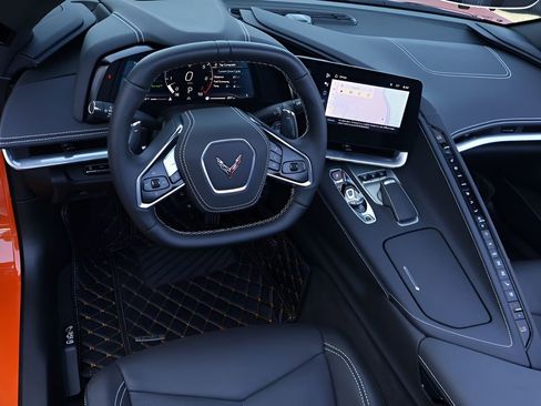 Used 2025 Chevrolet Corvette Stingray Preferred Conv w/ Z51 Performance Package image 14